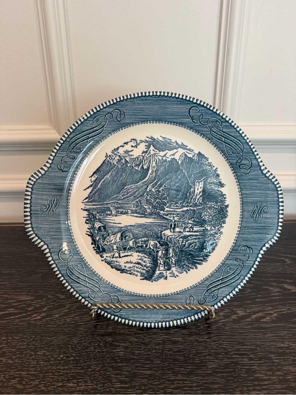 Currier and Ives The Rocky Mountains " 11.5" Handle